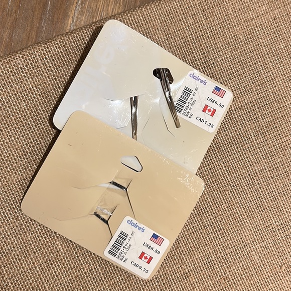 Claire’s Silver HairClips. NEW with tags - Picture 6 of 14